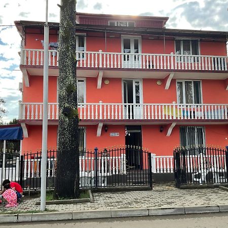 Mimino-Kongo Hotel Ureki Buitenkant foto