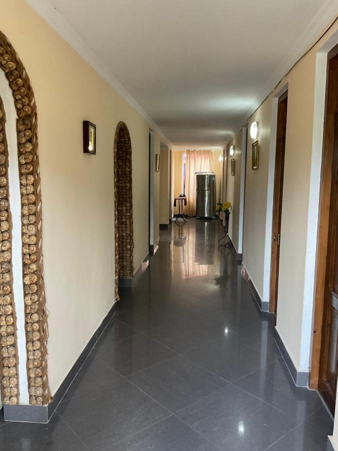Mimino-Kongo Hotel Ureki Buitenkant foto